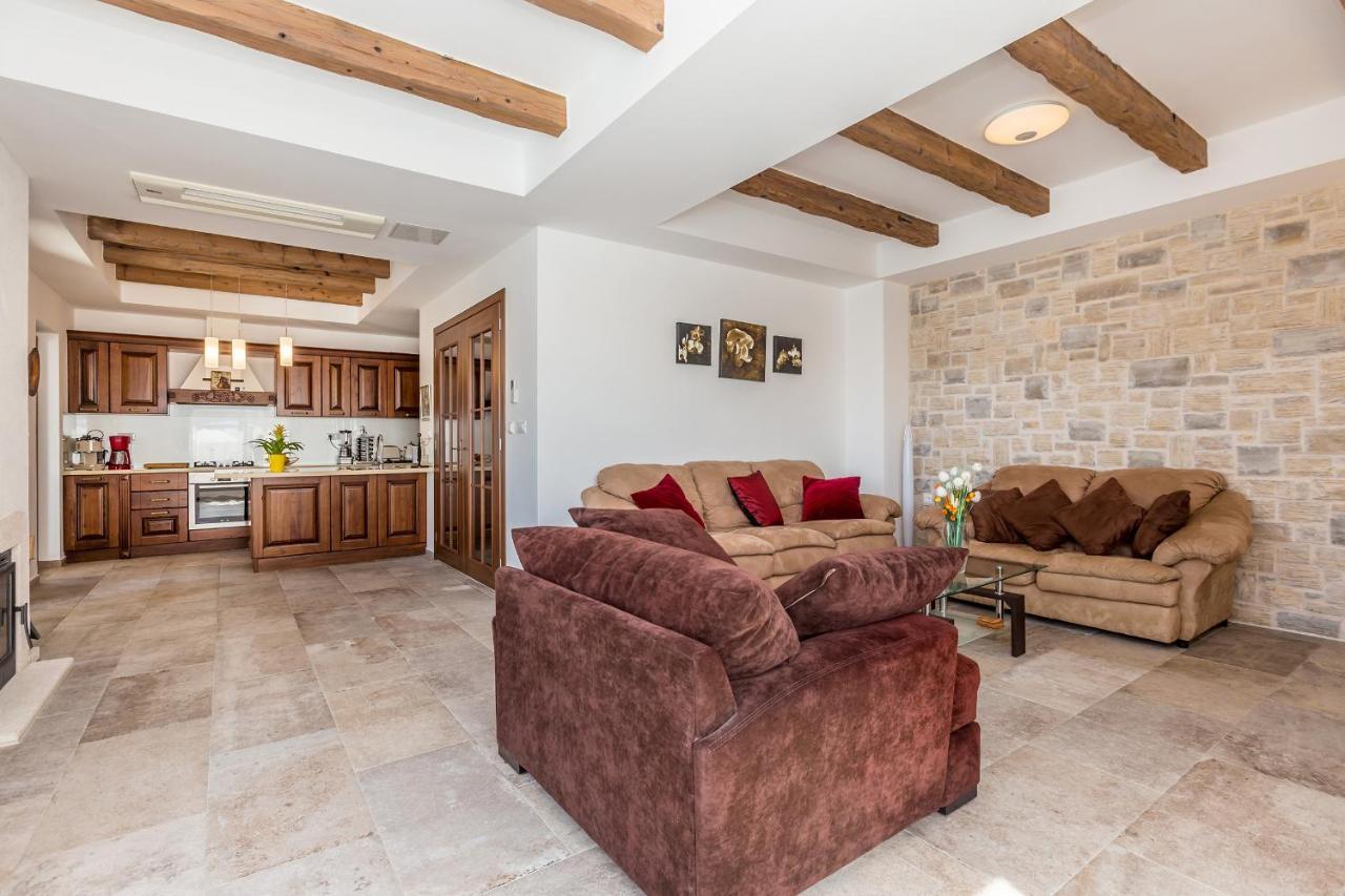 Villa Lurda Linardici Krk Екстер'єр фото