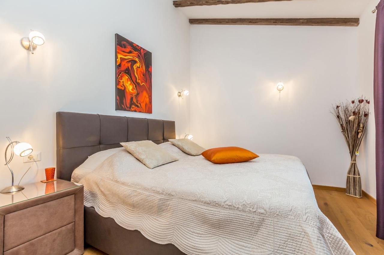 Villa Lurda Linardici Krk Екстер'єр фото